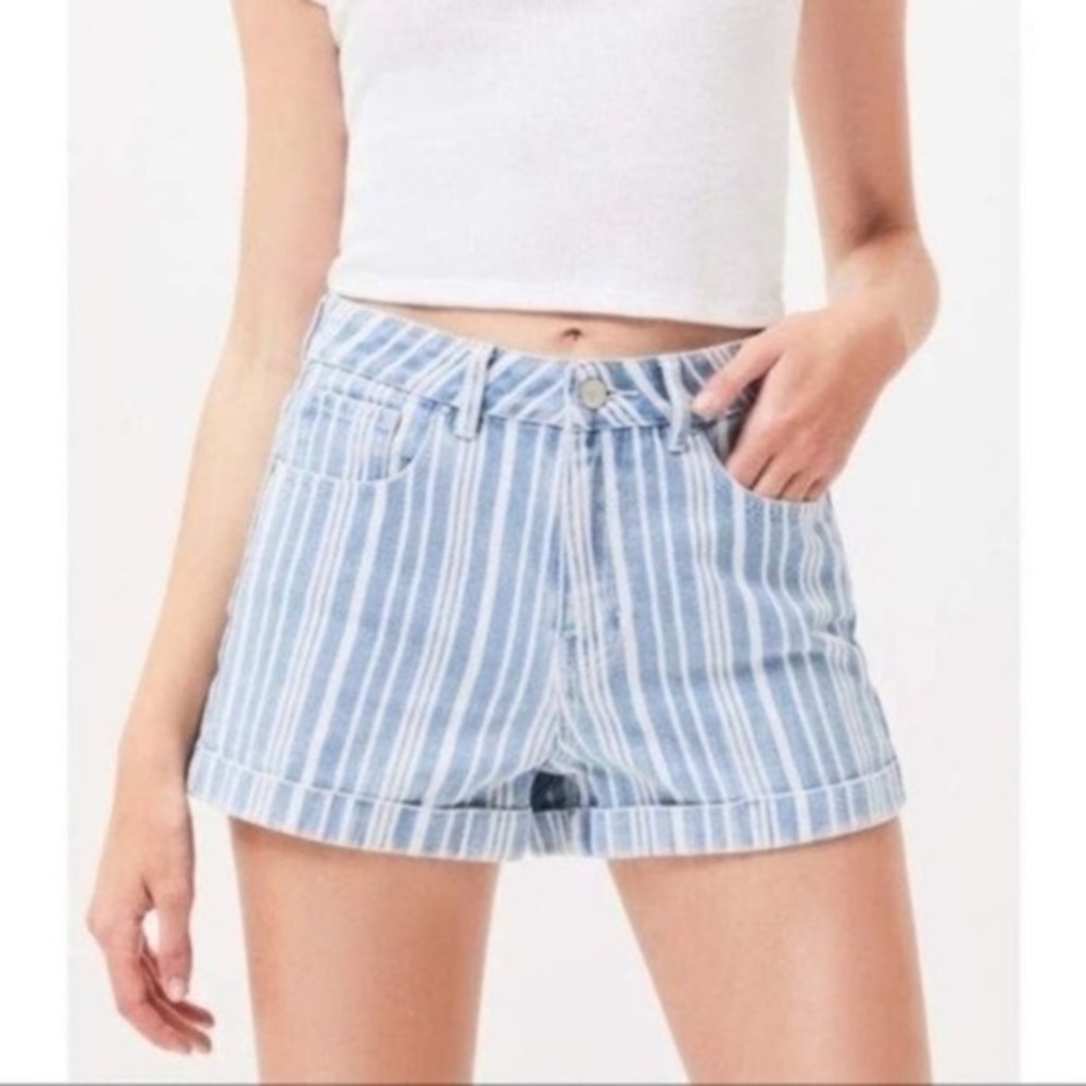 PacSun Mom Short Striped Jean Shorts Size 30